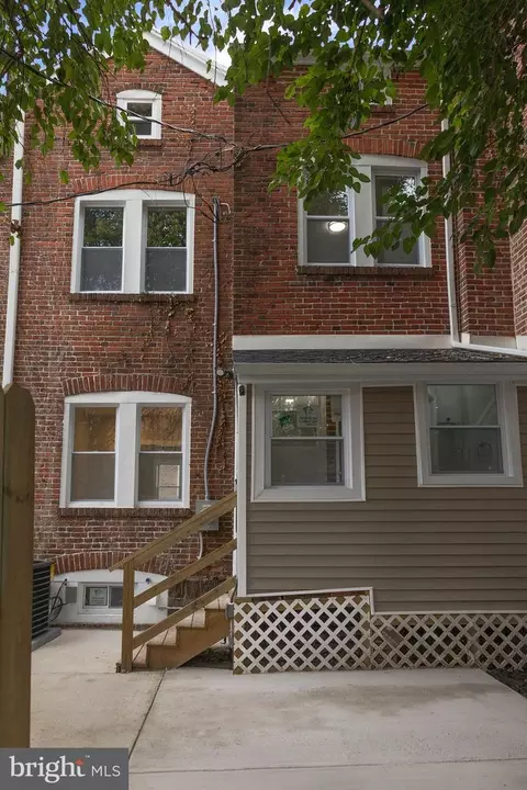 Exterior - 209 E 24th St, Wilmington, DE 19802 photo 10 of 17