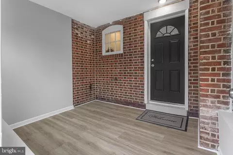 Entry Way - 209 E 24th St, Wilmington, DE 19802 photo 1 of 15