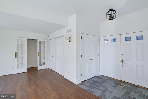 Entry Way - 9 Mccormick Dr, Hockessin, DE 19707 photo 5 of 5