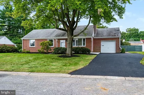 22 W Dale Rd, Wilmington, DE 19810
