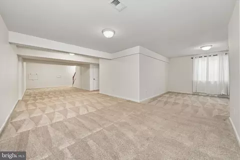 Other - 33 Vaughn Ln, Newark, DE 19702 photo 11 of 16