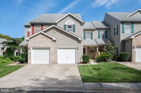 2202 Braken Ave, Wilmington, DE 19808