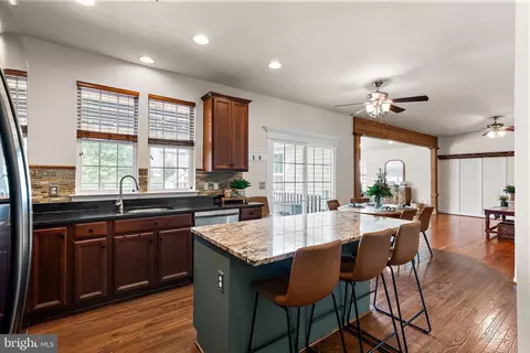 Kitchen - 230 Murphy Dr, Middletown, DE 19709 photo 2 of 2