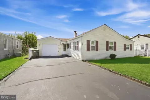 35 Lynbrook Rd, Wilmington, DE 19804
