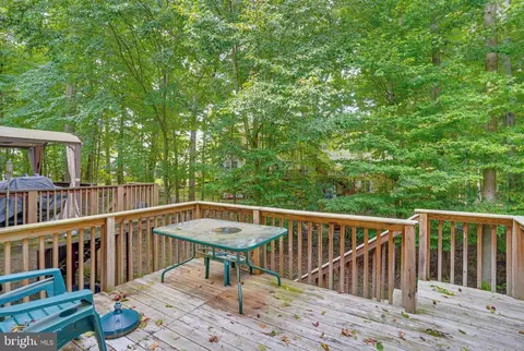 Exterior - 12 Redden Ct, Bear, DE 19701 photo 4 of 6