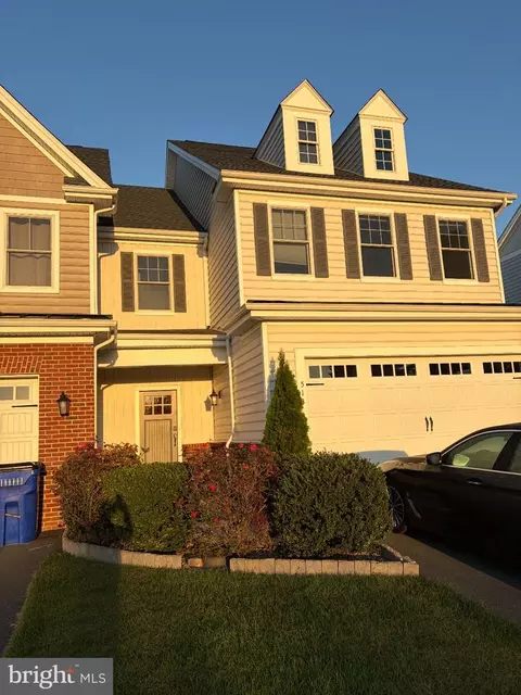 513 Cook St, Delaware City, DE 19706