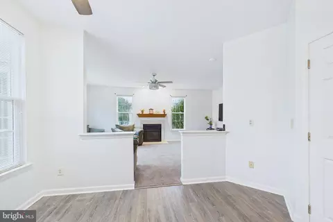 Entry Way - 9 Emerald Ridge Dr, Bear, DE 19701 photo 2 of 7