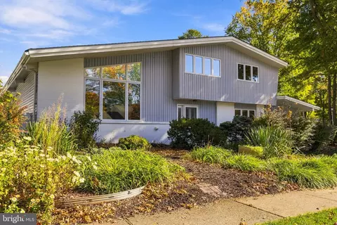 411 Radcliffe Dr, Newark, DE 19711
