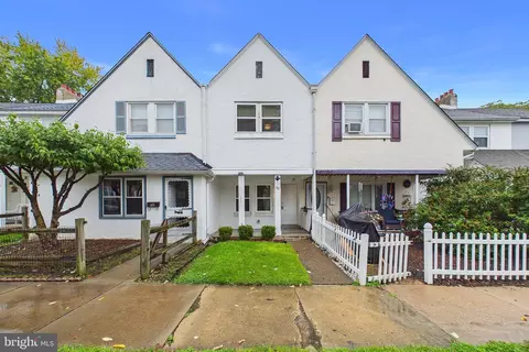 32 4th Ave, Claymont, DE 19703
