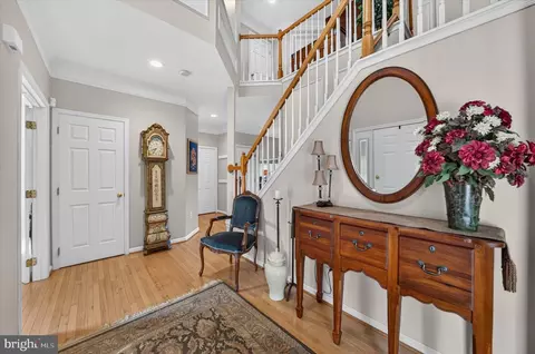 Entry Way - 7 Penn State Dr, Newark, DE 19713 photo 2 of 4