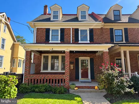 1402 Riverview Ave, Wilmington, DE 19806