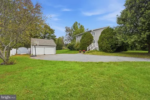 Exterior - 132 Walls Way, Bear, DE 19701 photo 11 of 13