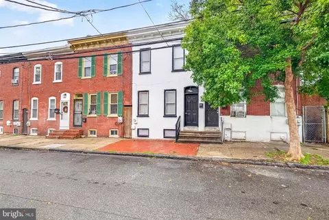 Exterior - 504 E 3rd St, Wilmington, DE 19801 photo 1 of 3