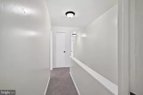 Entry Way - 504 E 3rd St, Wilmington, DE 19801 photo 4 of 5