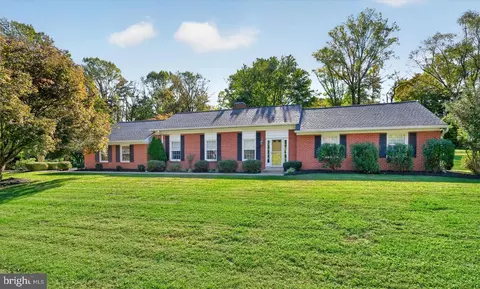 706 Abbey Rd, Wilmington, DE 19808