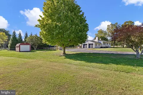 Exterior - 4 Kipling Dr, Newark, DE 19702 photo 4 of 5