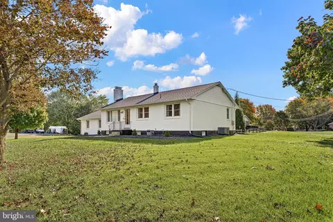 Exterior - 4 Kipling Dr, Newark, DE 19702 photo 5 of 5