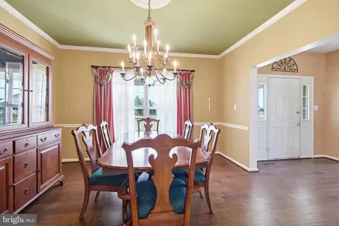 Dining - 404 Hampton Ct N, Middletown, DE 19709 photo 2 of 2