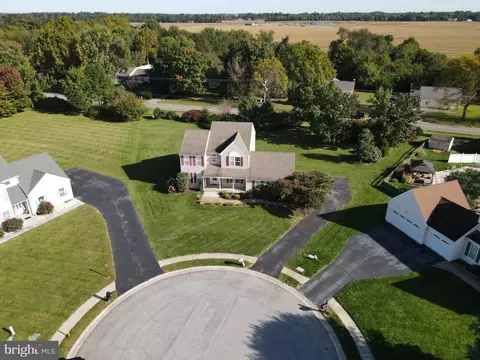 View/Area - 404 Hampton Ct N, Middletown, DE 19709 photo 2 of 2