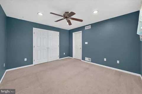 Entry Way - 10 Moonlight Ct, Newark, DE 19702 photo 6 of 7