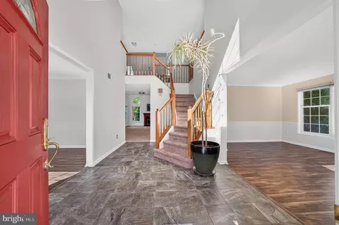 Entry Way - 10 Moonlight Ct, Newark, DE 19702 photo 1 of 7