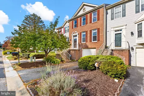 135 Attic Ct, Wilmington, DE 19808