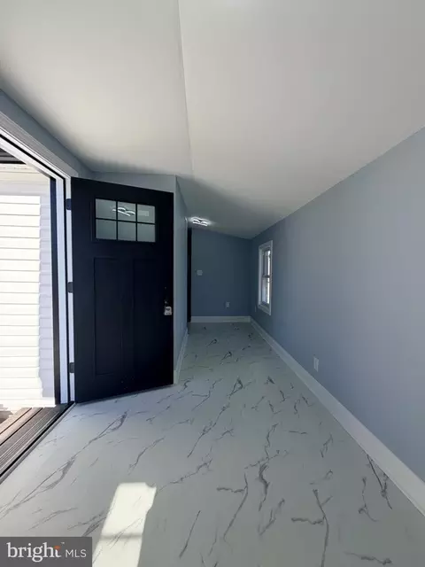 Entry Way - 412 Main St, Townsend, DE 19734 photo 1 of 4