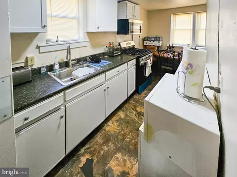 Kitchen - 101 E 35th St, Wilmington, DE 19802 photo 5 of 5