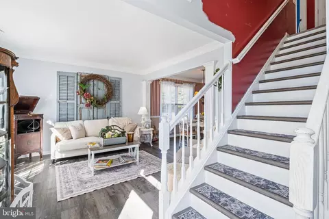 Entry Way - 20 E Minglewood Dr, Middletown, DE 19709 photo 1 of 8