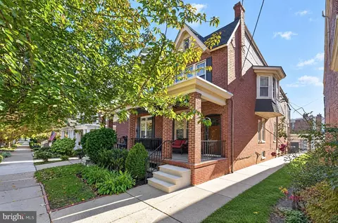 2228 17th St, Wilmington, DE 19806