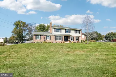 Exterior - 123 Michael Ln, Bear, DE 19701 photo 2 of 11