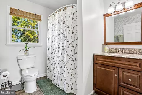 Bath - 123 Michael Ln, Bear, DE 19701 photo 1 of 3
