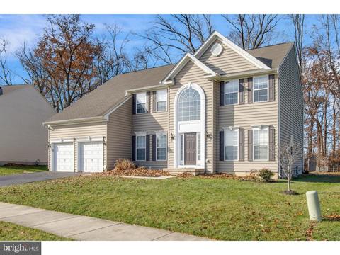 57 Calvarese Dr, Bear, DE 19701 photo 1