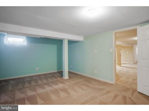 57 Calvarese Dr, Bear, DE 19701 photo 17
