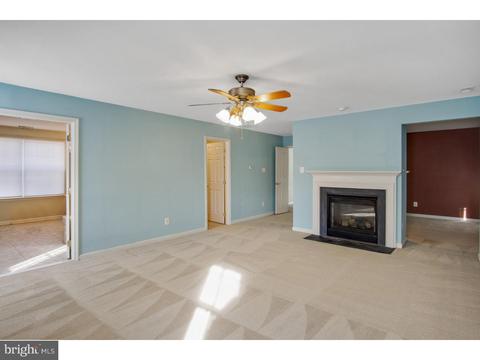 57 Calvarese Dr, Bear, DE 19701 photo 6