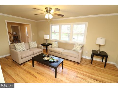30 E Savannah Dr, Bear, DE 19701 photo 9