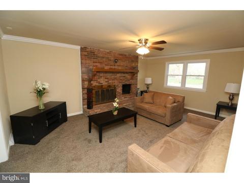 30 E Savannah Dr, Bear, DE 19701 photo 5