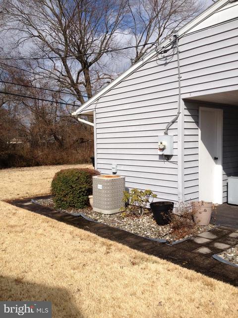 72 Martindale Dr, Newark, DE 19713 photo 3