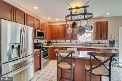 133 Emerald Ridge Dr, Bear, DE 19701 photo 9