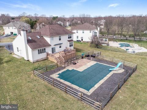 133 Emerald Ridge Dr, Bear, DE 19701 photo 4