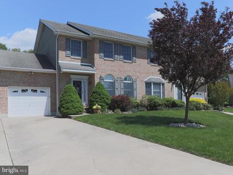 19 Mystic Dr, Bear, DE 19701 photo 1