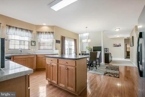 7 Persimmon Dr, Bear, DE 19701 photo 9