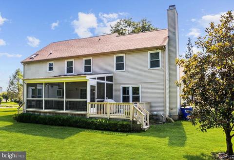 29 Airdrie Dr, Bear, DE 19701 photo 3