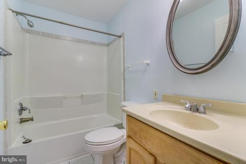 74 W Stephen Dr, Newark, DE 19713 photo 16