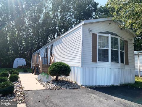 229 Shorewind Rd, Bear, DE 19701 photo 1
