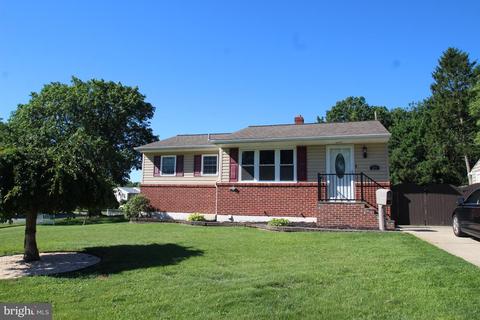 24 Phyllis Dr, Newark, DE 19711 photo 1