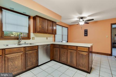 106 Loretta Ln, Bear, DE 19701 photo 6