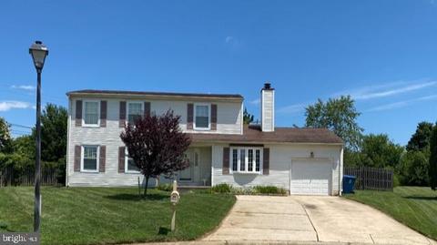 207 Hansome Way, Bear, DE 19701 photo 1