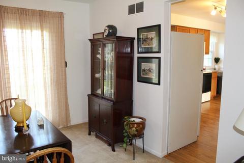 207 Hansome Way, Bear, DE 19701 photo 5