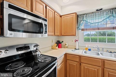 98 Dasher Ave, Bear, DE 19701 photo 11